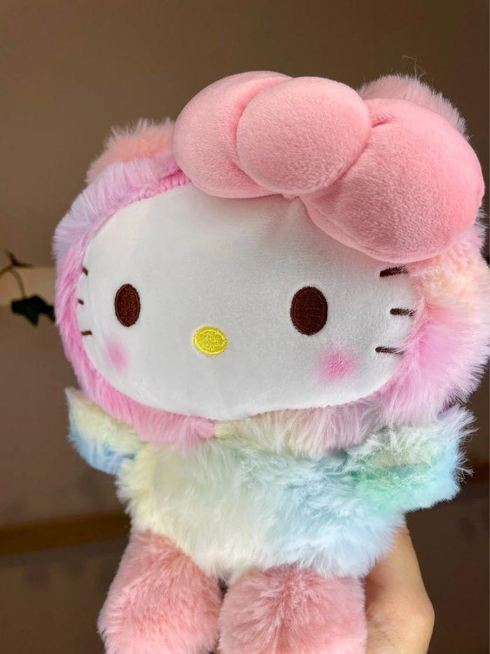 Peluche Hello Kitty coloré - photo numéro 3