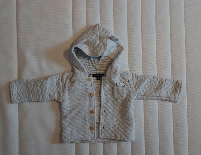 Gilet naissance gris - photo numéro 1