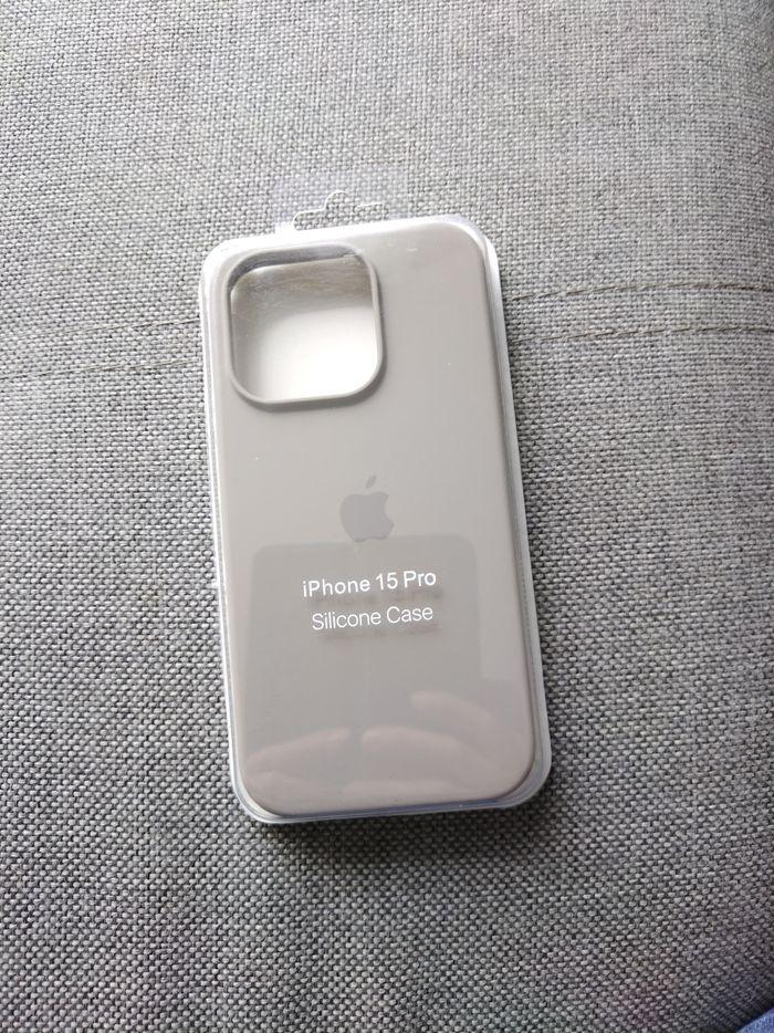 Coque IPhone 15 pro - photo numéro 3