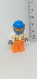 Figurine homme pilote de monster truck lego