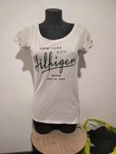 Magnifique tee shirt tommy Hilfiger taille M