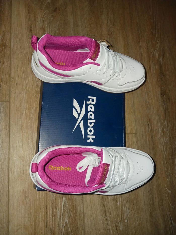 Chaussures enfant Reebok taille 36 - photo numéro 8