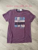 T-shirt à manche courte violet bordeaux écriture bleu noir blanc col rond active wear taille 12 ans