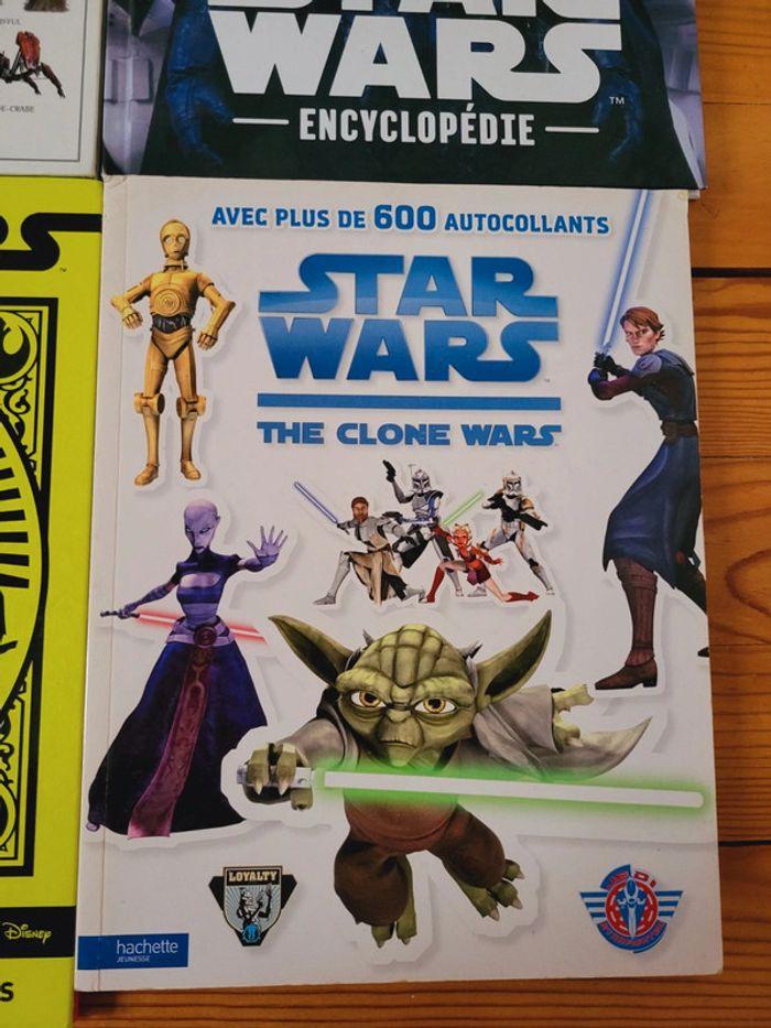 Lot livres encyclopédies Star Wars Lucas films Disney Clone Wars stickers univers Jedi Sith - photo numéro 5