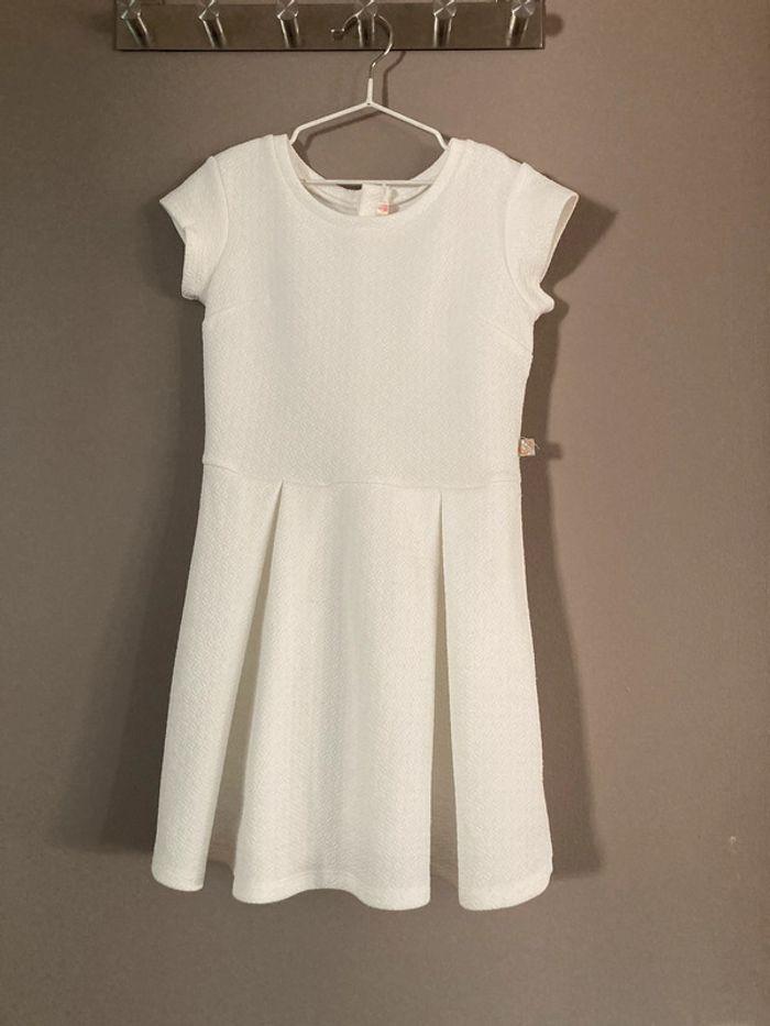 Billieblush jolie robe blanche 6 ans - photo numéro 1