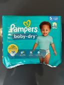 Couches Pampers baby-dry taille 5