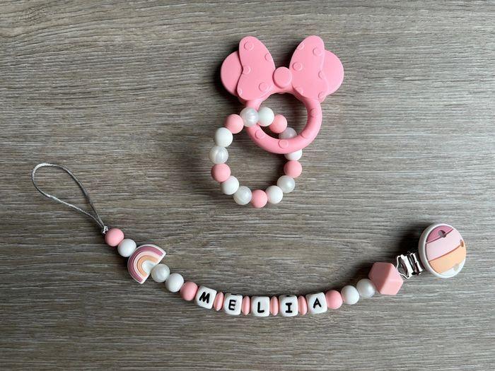 Attache tétine en silicone Minnie « Melia »