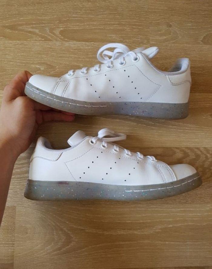 Stan Smith blanches argentées avec semelle pailletée pointure 36 2/3 - photo numéro 7