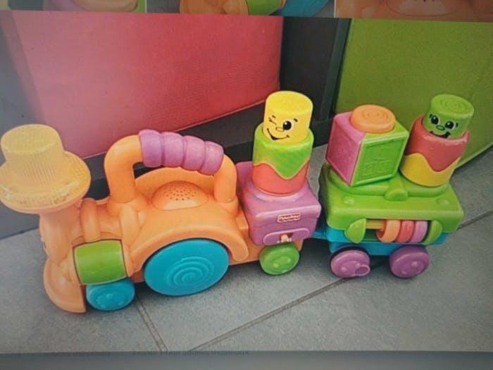 Train rigolo block Fisher Price