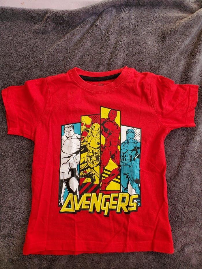 T-shirt avengers - photo numéro 1